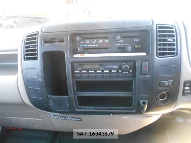 Hino DUTRO 2011-08 8524488-17