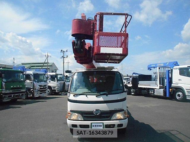 Hino DUTRO 2011-08 8524488-1
