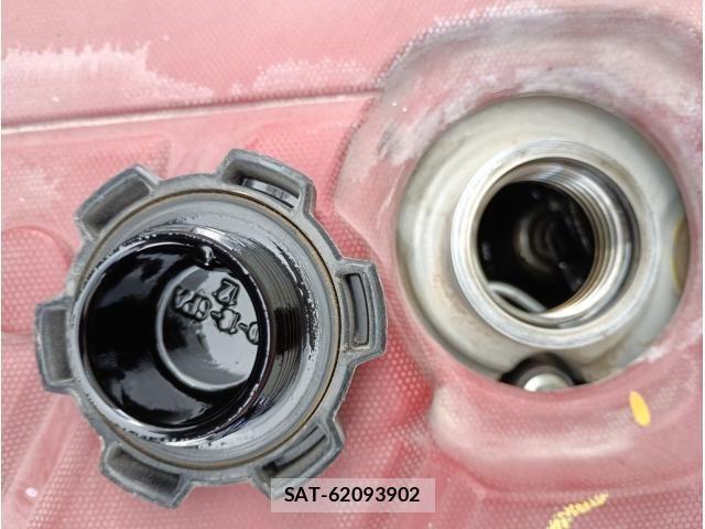 Hino DUTRO 2022-10 8524479-11