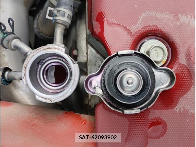 Hino DUTRO 2022-10 8524479-12