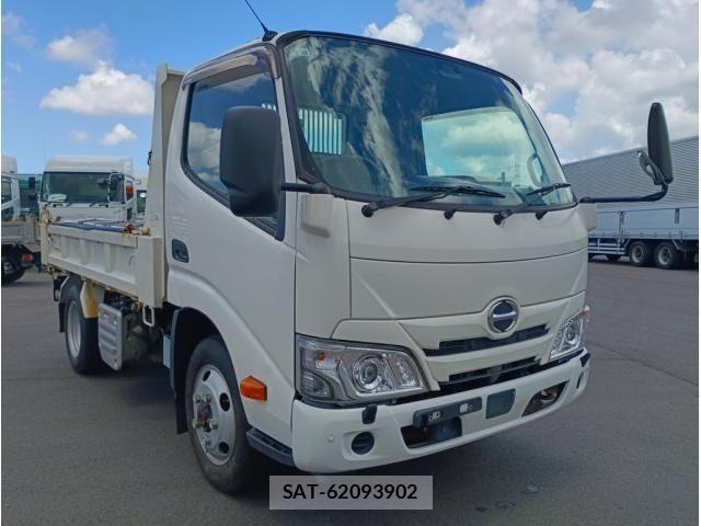 Hino DUTRO 2022-10 8524479-1