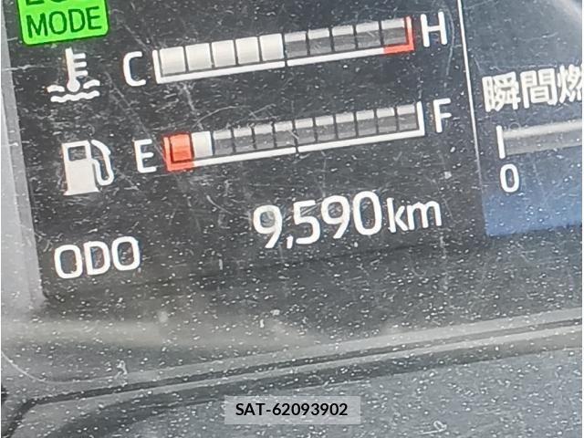 Hino DUTRO 2022-10 8524479-26