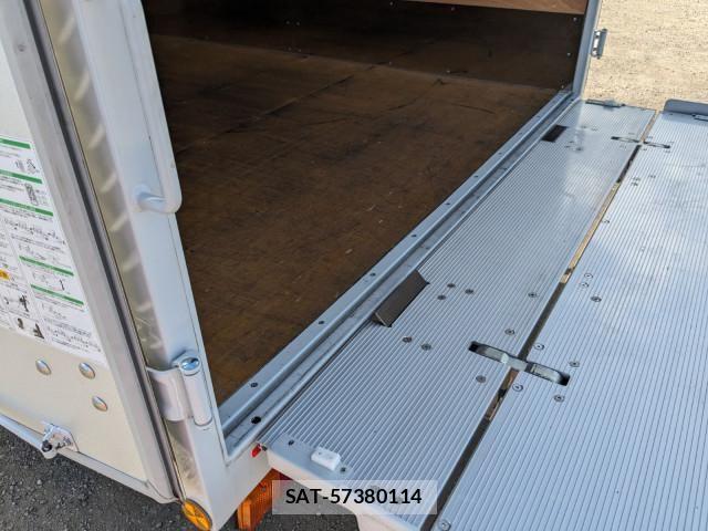 Hino DUTRO 2024-09 8524466-10