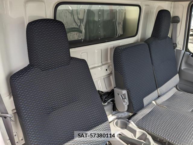 Hino DUTRO 2024-09 8524466-26