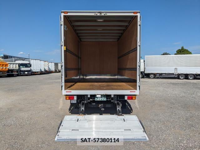 Hino DUTRO 2024-09 8524466-8