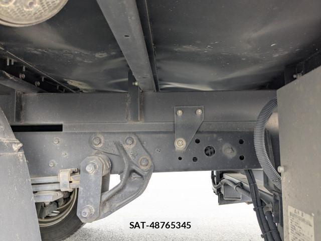 Hino DUTRO 2023-03 8524473-9