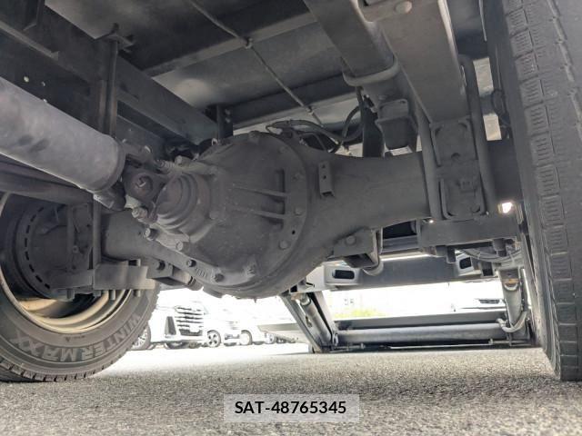 Hino DUTRO 2023-03 8524473-10