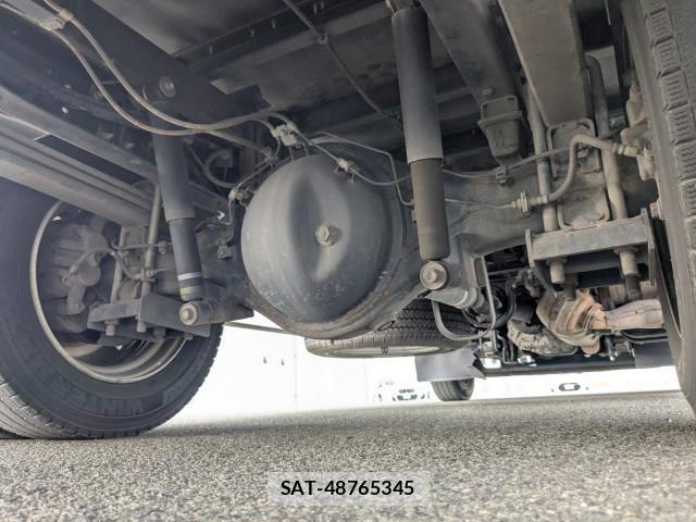 Hino DUTRO 2023-03 8524473-14