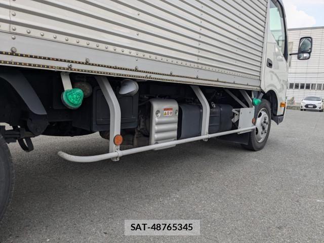 Hino DUTRO 2023-03 8524473-15