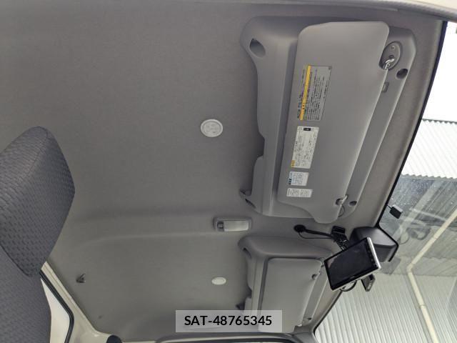 Hino DUTRO 2023-03 8524473-21