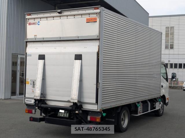Hino DUTRO 2023-03 8524473-4