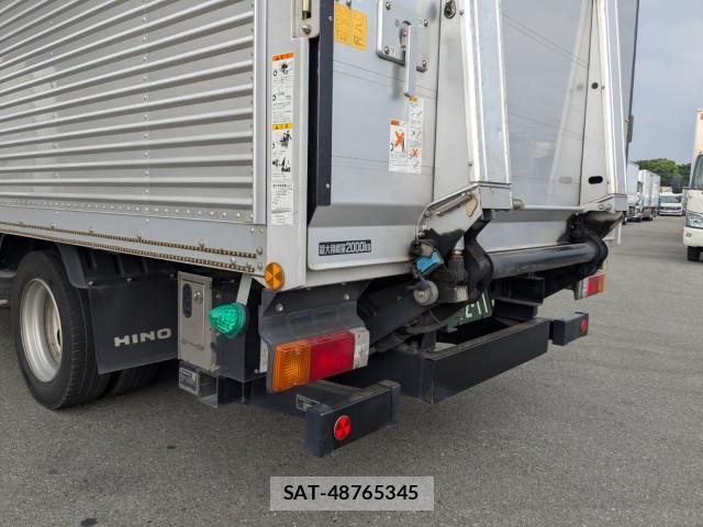 Hino DUTRO 2023-03 8524473-5