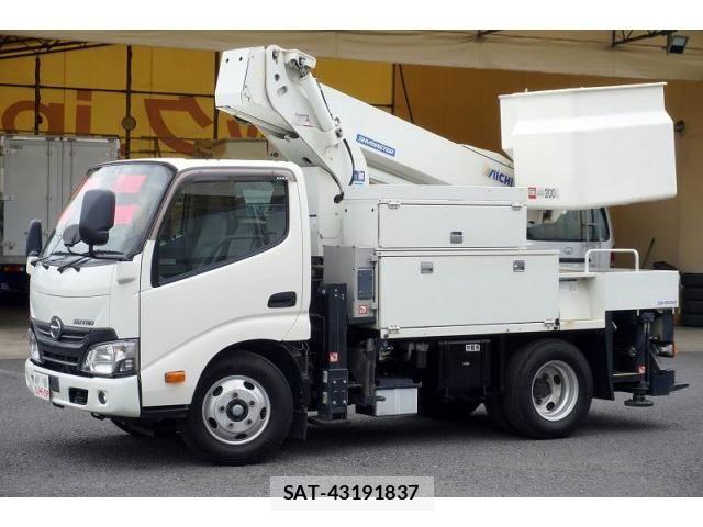 Hino DUTRO 2018-02 8524486-0
