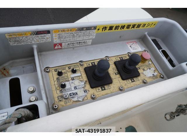 Hino DUTRO 2018-02 8524486-27