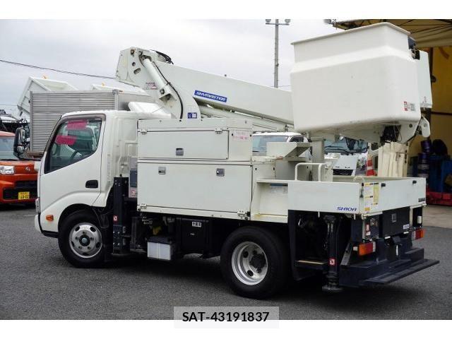 Hino DUTRO 2018-02 8524486-6
