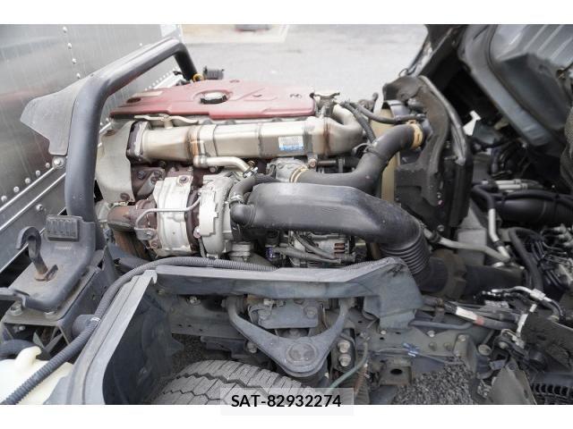 Hino DUTRO 2016-06 8524550-14