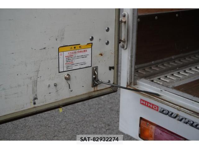 Hino DUTRO 2016-06 8524550-24