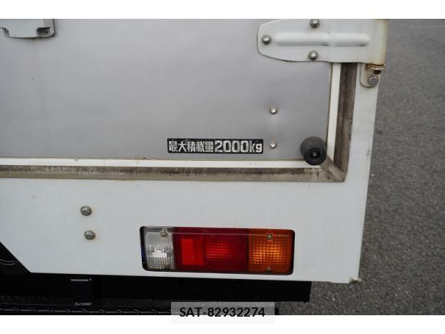 Hino DUTRO 2016-06 8524550-25