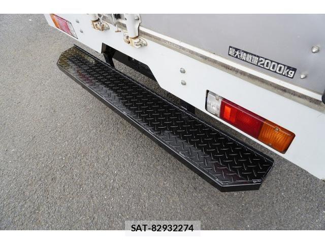 Hino DUTRO 2016-06 8524550-26