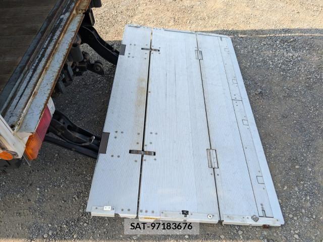 Hino DUTRO 2019-07 8524480-9