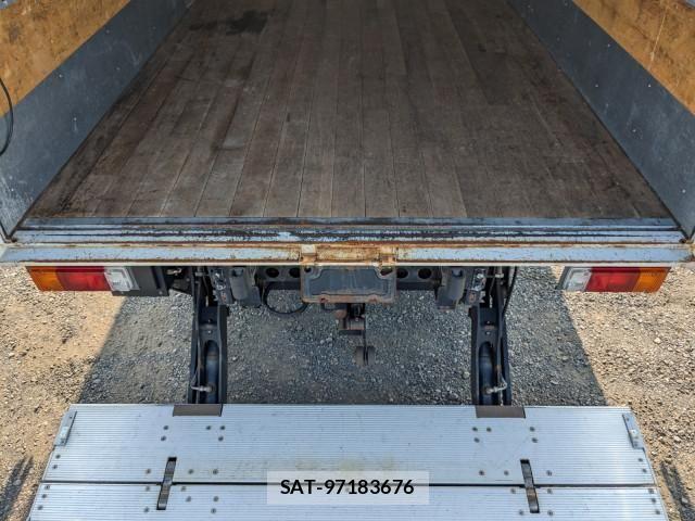 Hino DUTRO 2019-07 8524480-11