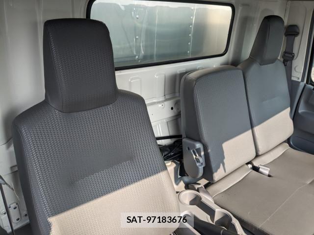 Hino DUTRO 2019-07 8524480-25