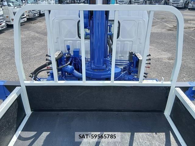 Hino DUTRO 2012-03 8524493-12