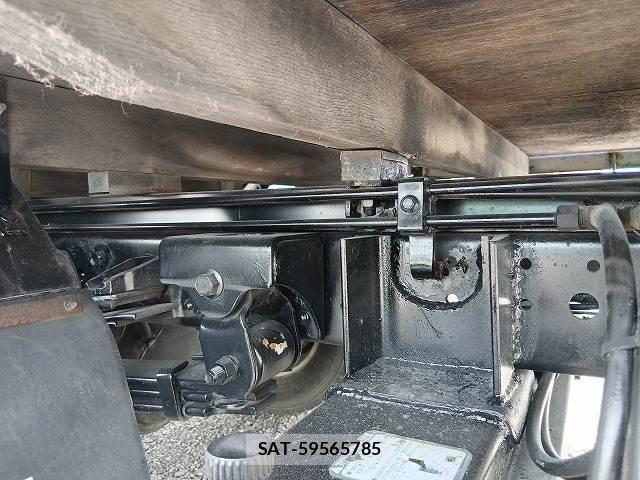 Hino DUTRO 2012-03 8524493-22