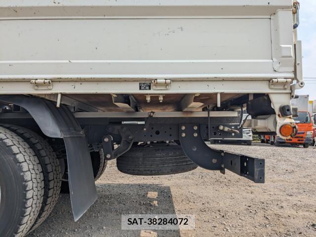 Hino DUTRO 2019-09 8524497-15