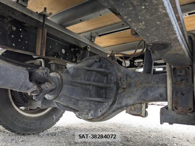 Hino DUTRO 2019-09 8524497-17