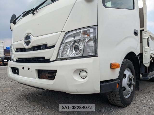 Hino DUTRO 2019-09 8524497-21