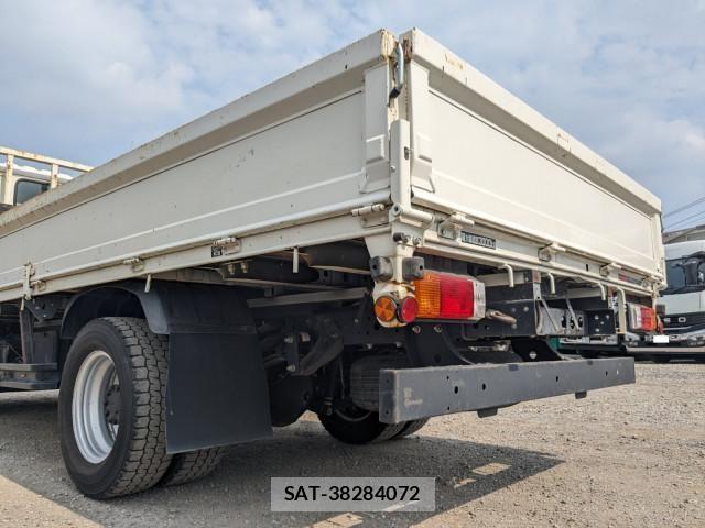 Hino DUTRO 2019-09 8524497-6