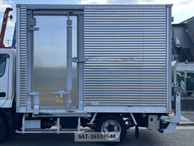 Hino DUTRO 2023-03 8524478-6