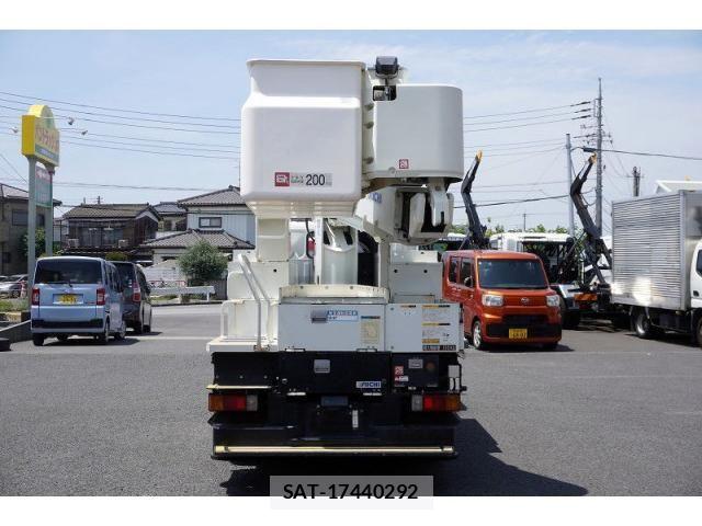 Hino DUTRO 2018-03 8524514-3