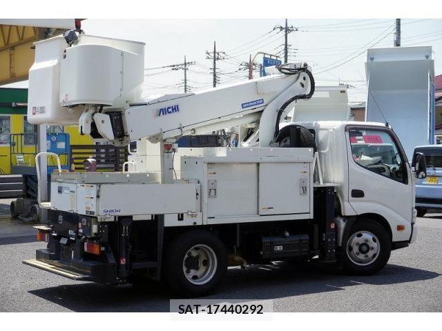 Hino DUTRO 2018-03 8524514-7