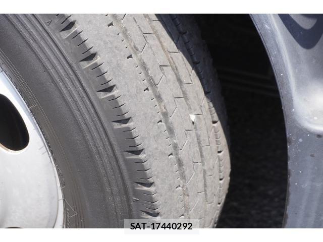 Hino DUTRO 2018-03 8524514-8