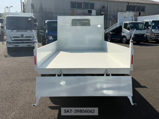 Hino DUTRO 2024-01 8524475-13