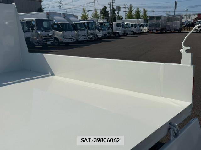 Hino DUTRO 2024-01 8524475-14