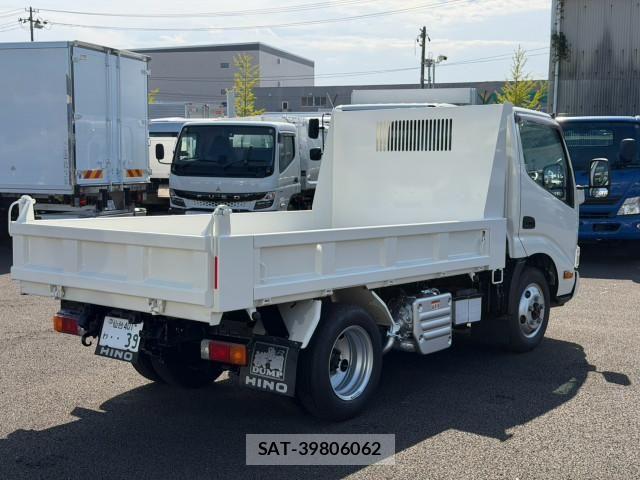Hino DUTRO 2024-01 8524475-3