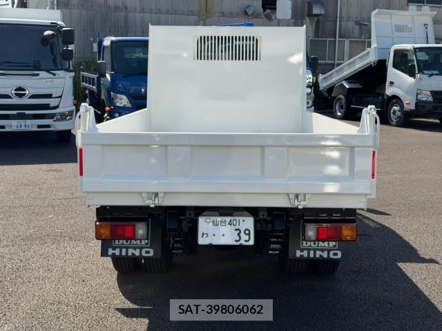 Hino DUTRO 2024-01 8524475-4