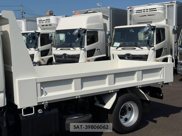 Hino DUTRO 2024-01 8524475-7