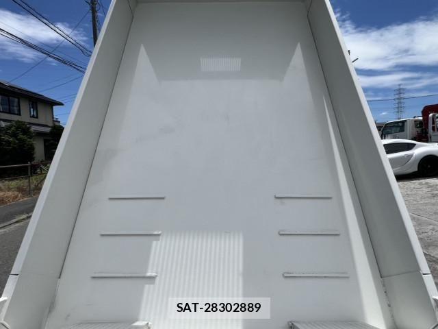 Hino DUTRO 2026-05 8524447-11