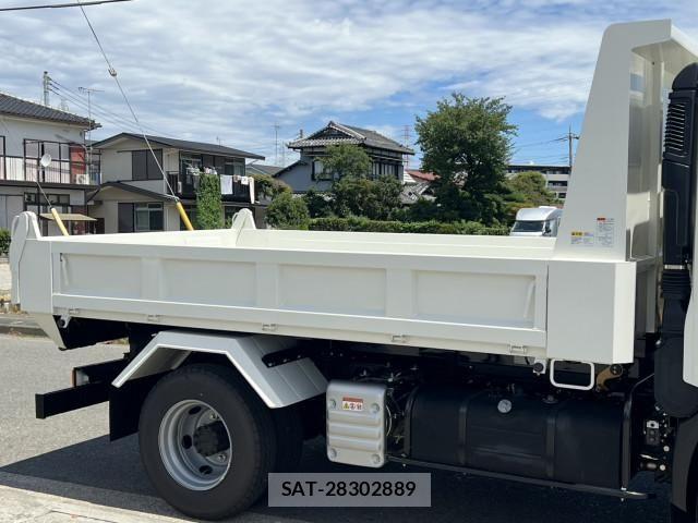 Hino DUTRO 2026-05 8524447-5