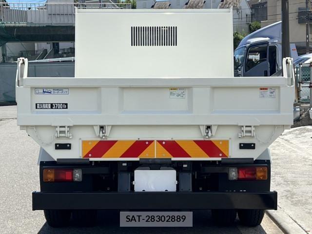 Hino DUTRO 2026-05 8524447-7