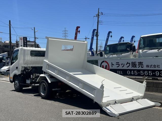 Hino DUTRO 2026-05 8524447-8