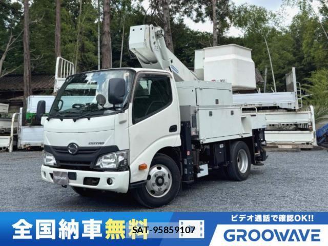 Hino DUTRO 2018-01 8524547-0
