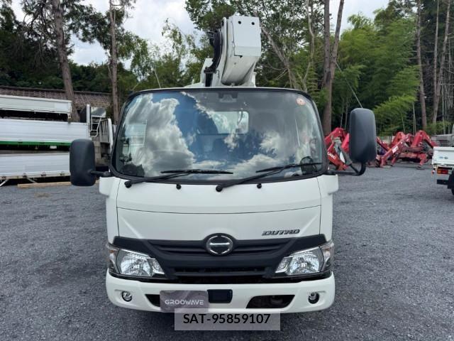 Hino DUTRO 2018-01 8524547-5