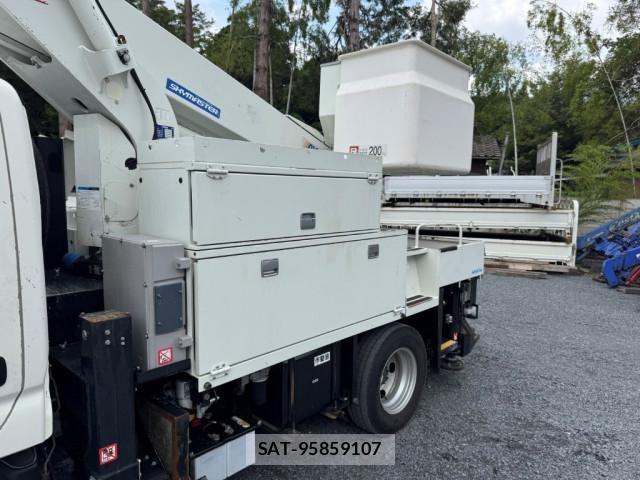 Hino DUTRO 2018-01 8524547-8
