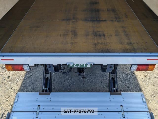 Hino DUTRO 2024-09 8524456-11