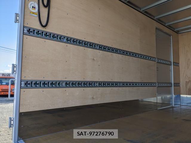 Hino DUTRO 2024-09 8524456-20